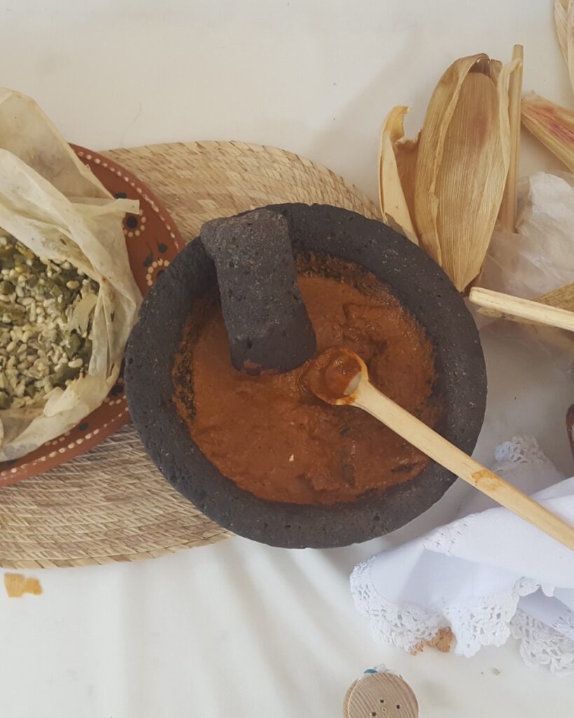 Escamoles estilo Actopan con salsa